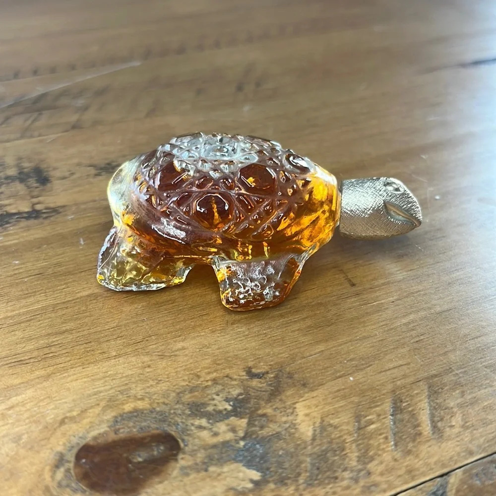 Vintage Avon Collectible Treasure Turtle with Sweet Honesty Perfume without box